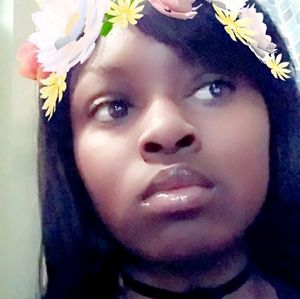 Meet your Posher, Trivisa